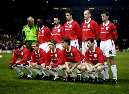 的正中央 的正中央